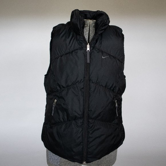 nike puffy vest